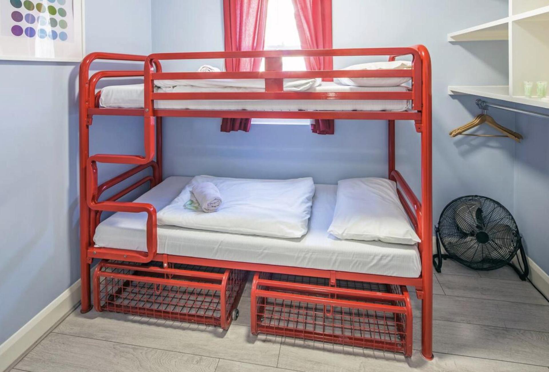 bunk bed