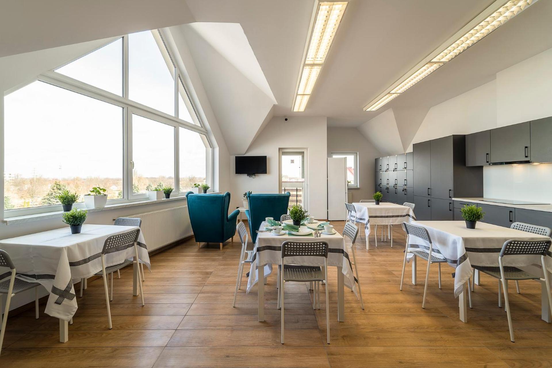 Communal lounge/ TV room