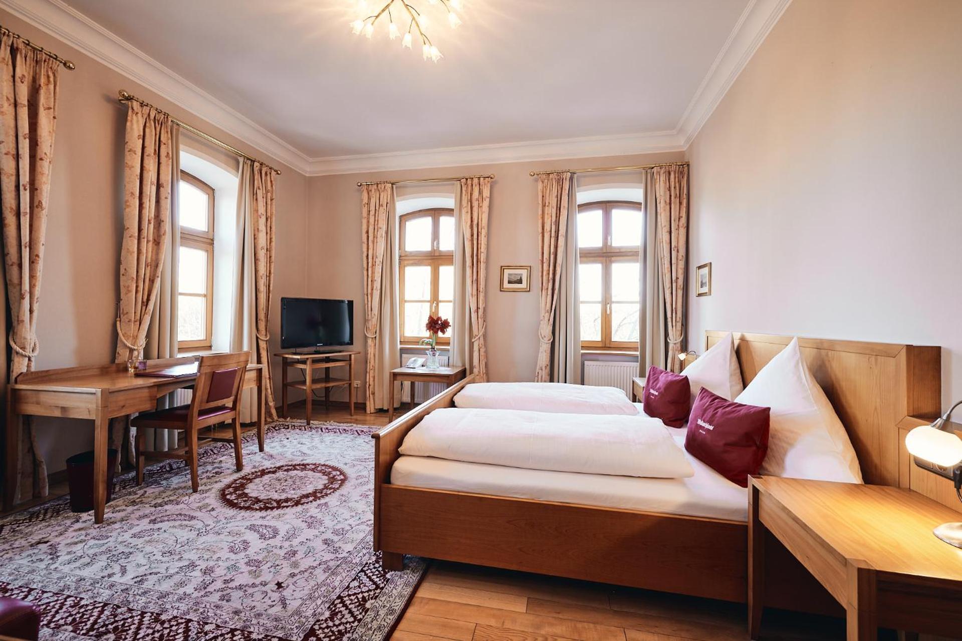 Hotel & Restaurant Waldschloss