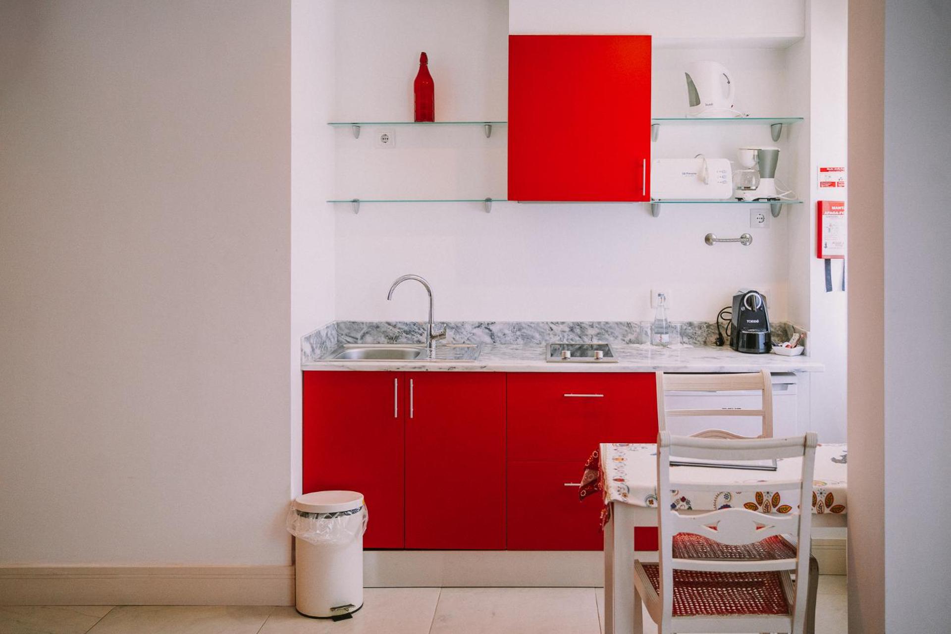 Kitchen or kitchenette