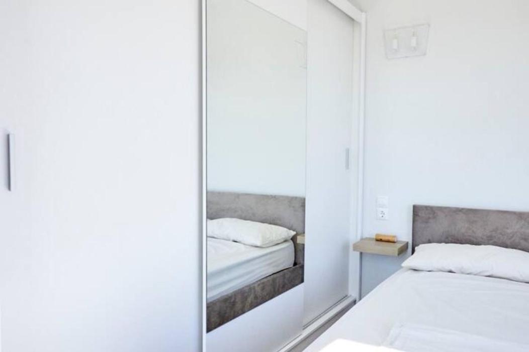 Trie Vineyard Cottage