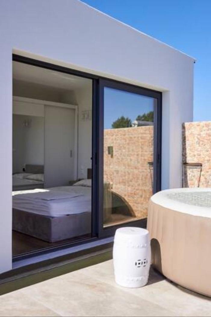 Trie Vineyard Cottage