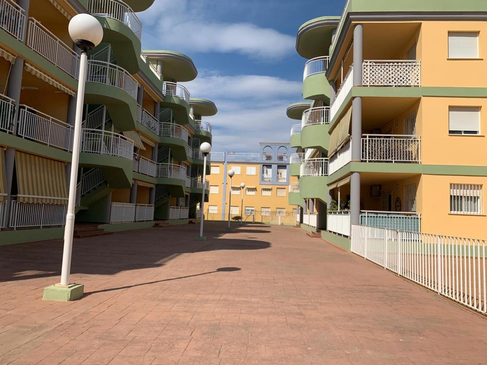 Apto con piscina en la playa cerca de VLC con AC