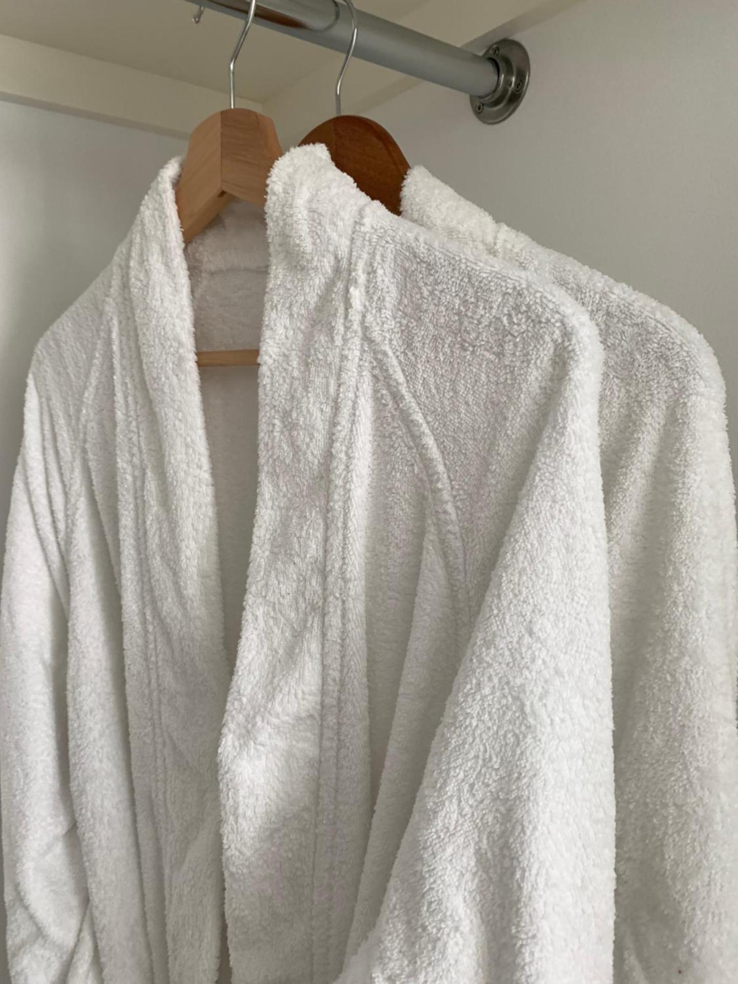 Seaglass Cottage, 5 mins from beach, hot tub on request