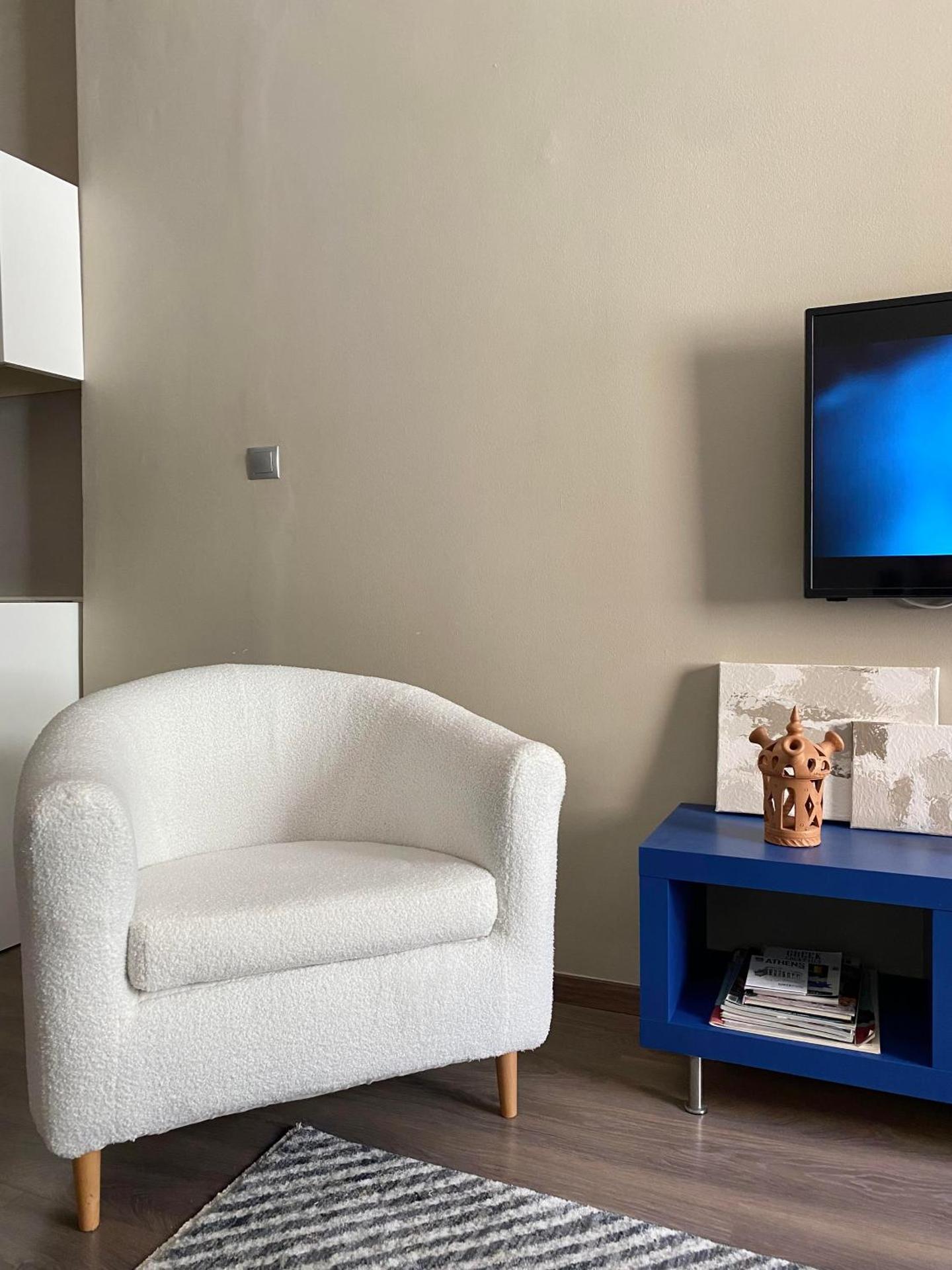 Ultimate Downtown Athens Escape