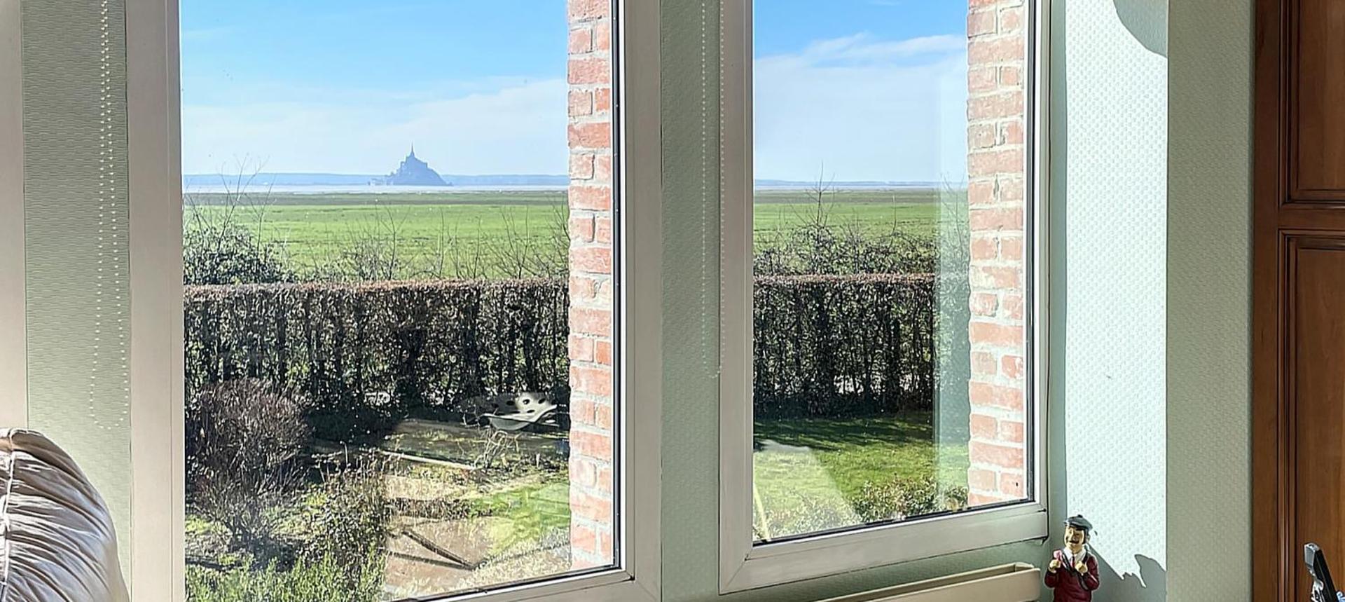 Gîte de charme "La Maison Saint-Leonard" avec piscine, SPA, vue sur le Mont Saint-Michel