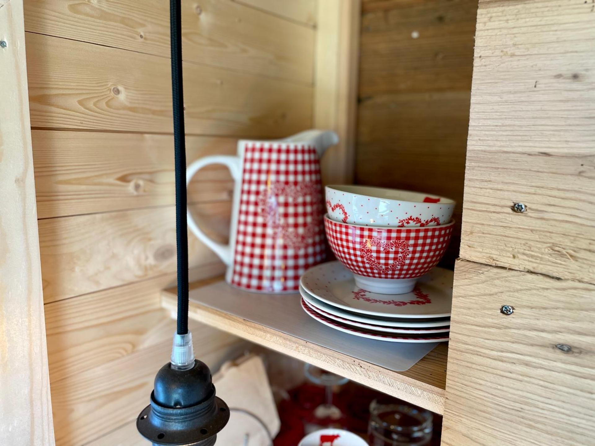 Coffee/tea facilities