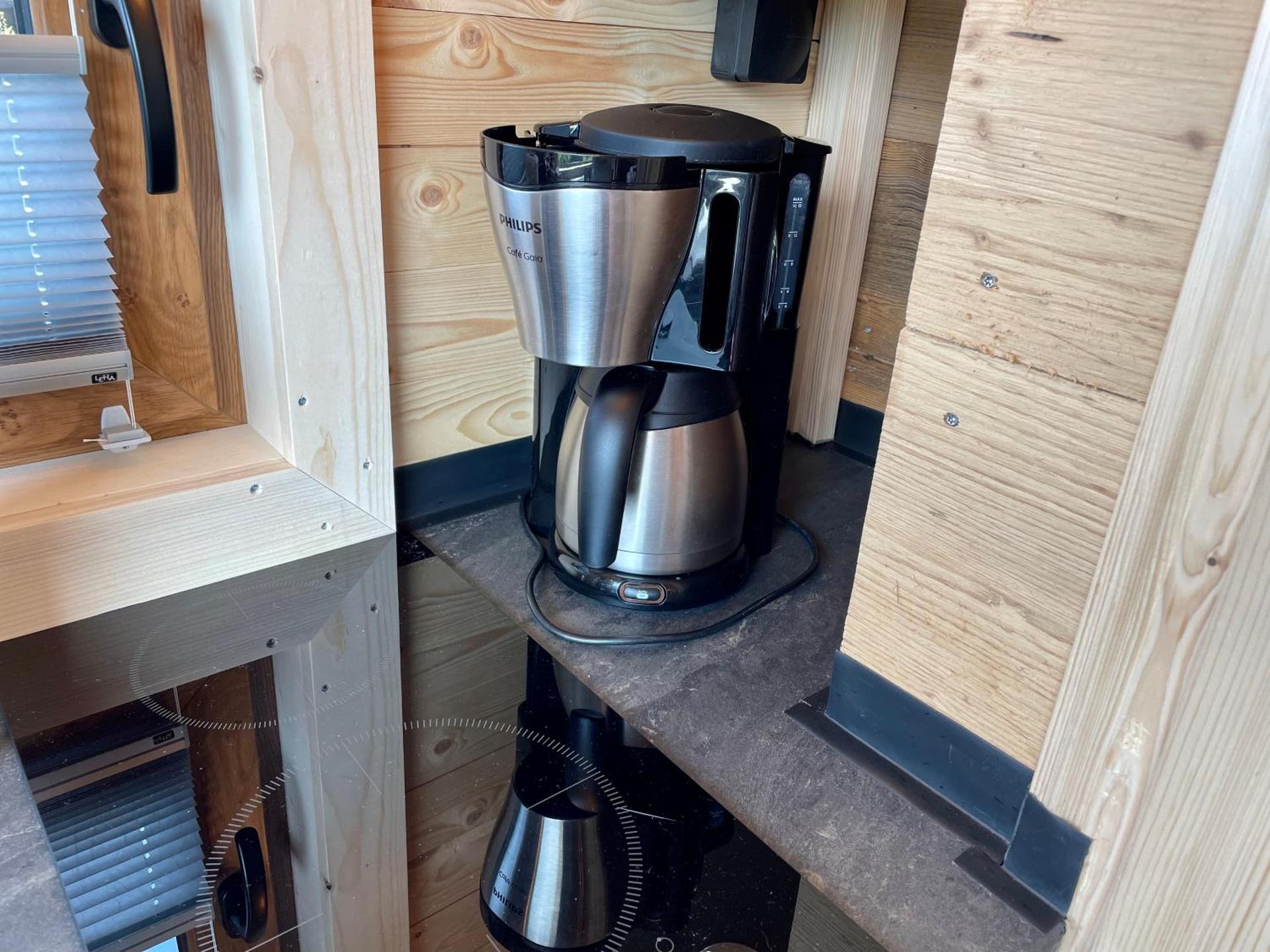 Coffee/tea facilities