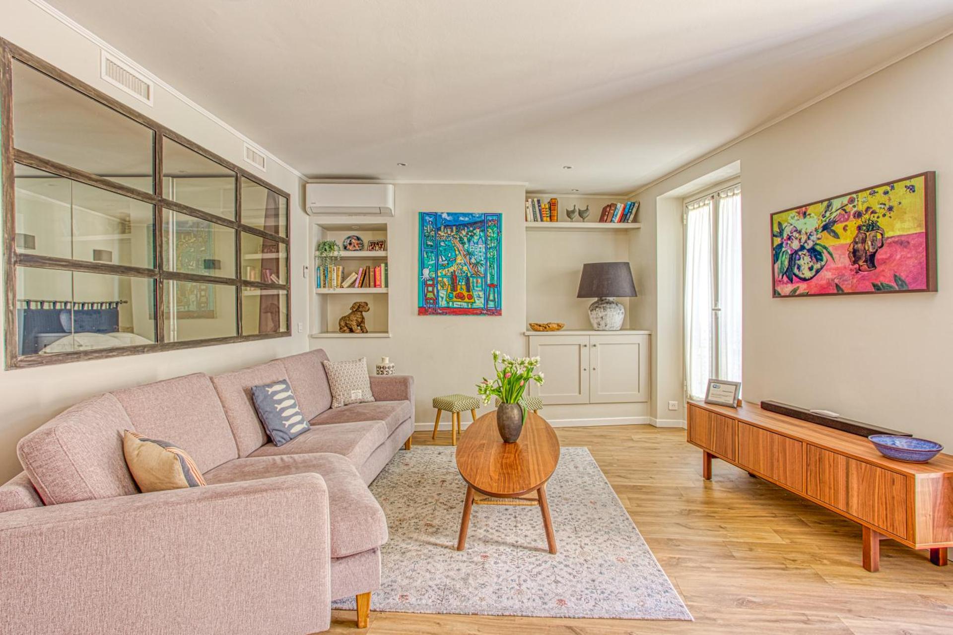 Style in Cannes-Beautiful Apt-5 mins stroll to Festival-Beach-Port