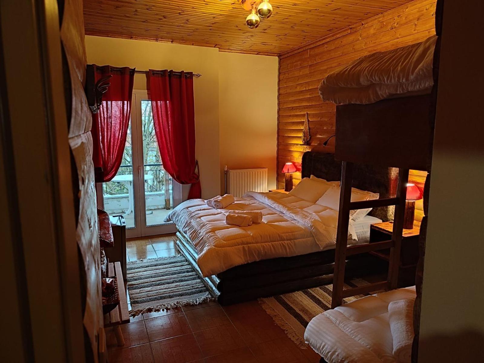 Ο Σκίουρος Παραδοσιακοί Ξενώνες