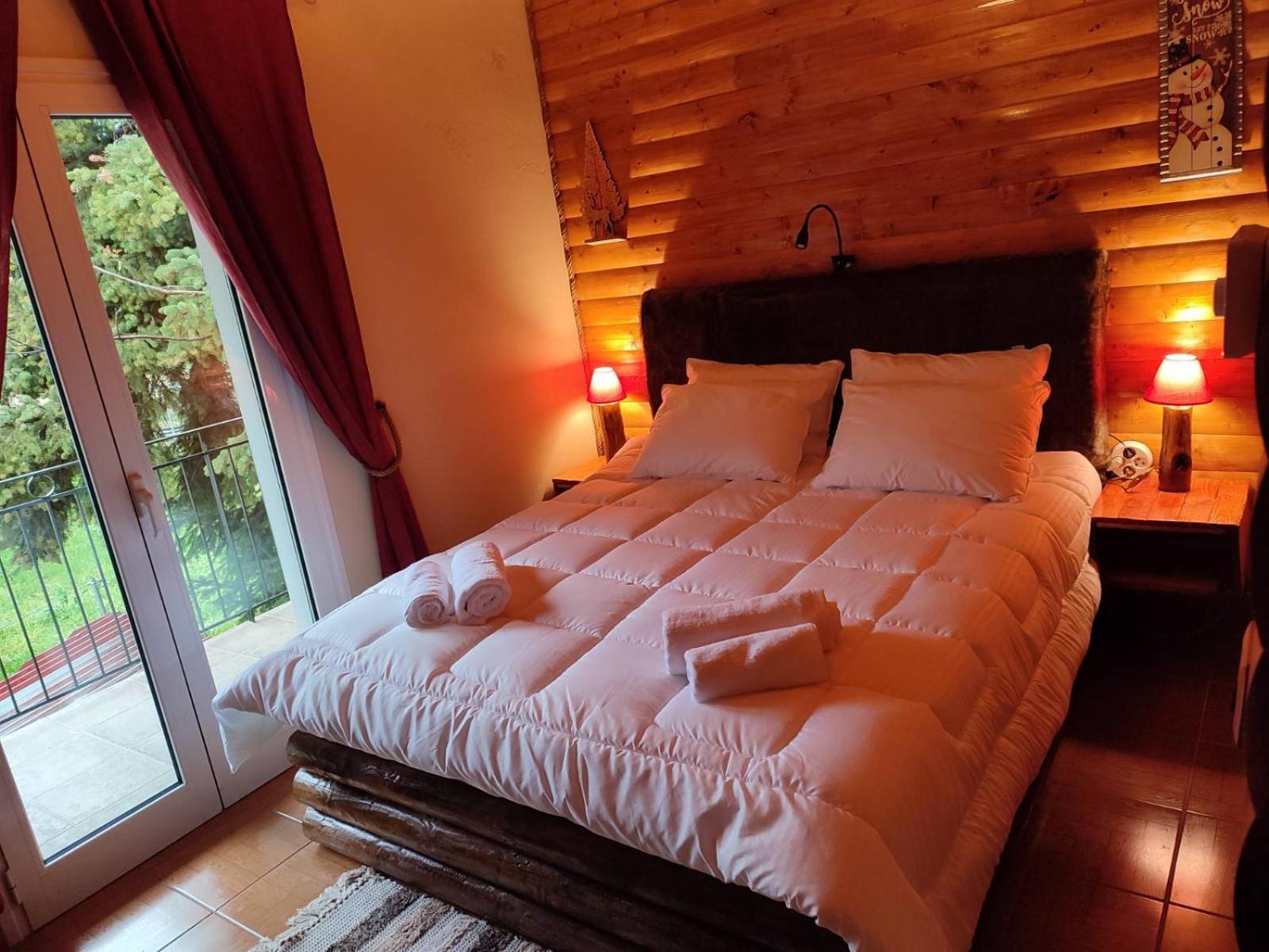 Ο Σκίουρος Παραδοσιακοί Ξενώνες