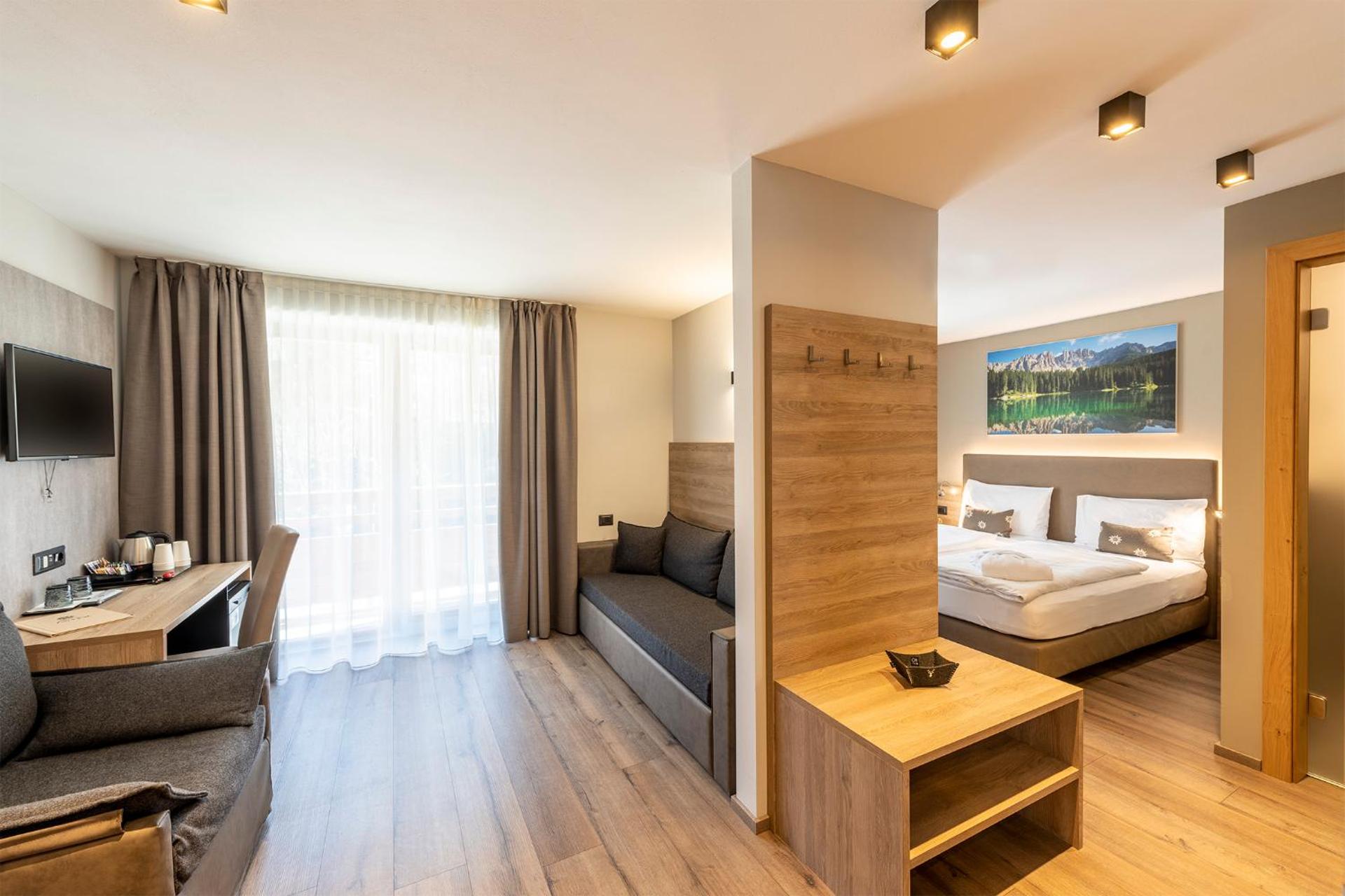 Photo of the whole room