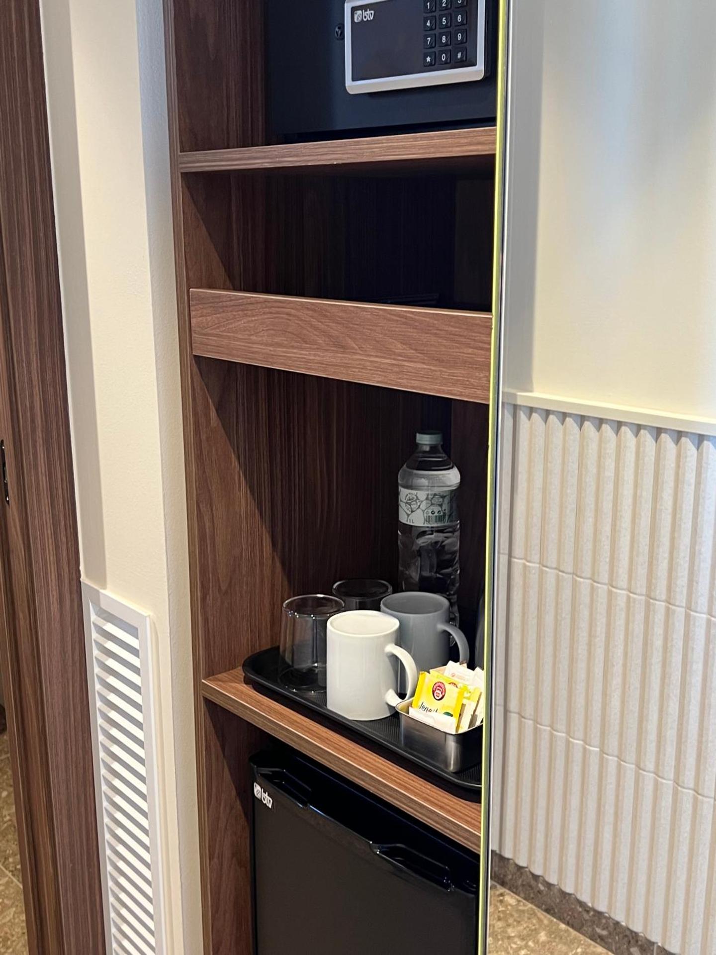 Deluxe Double or Twin Room with Mountain View