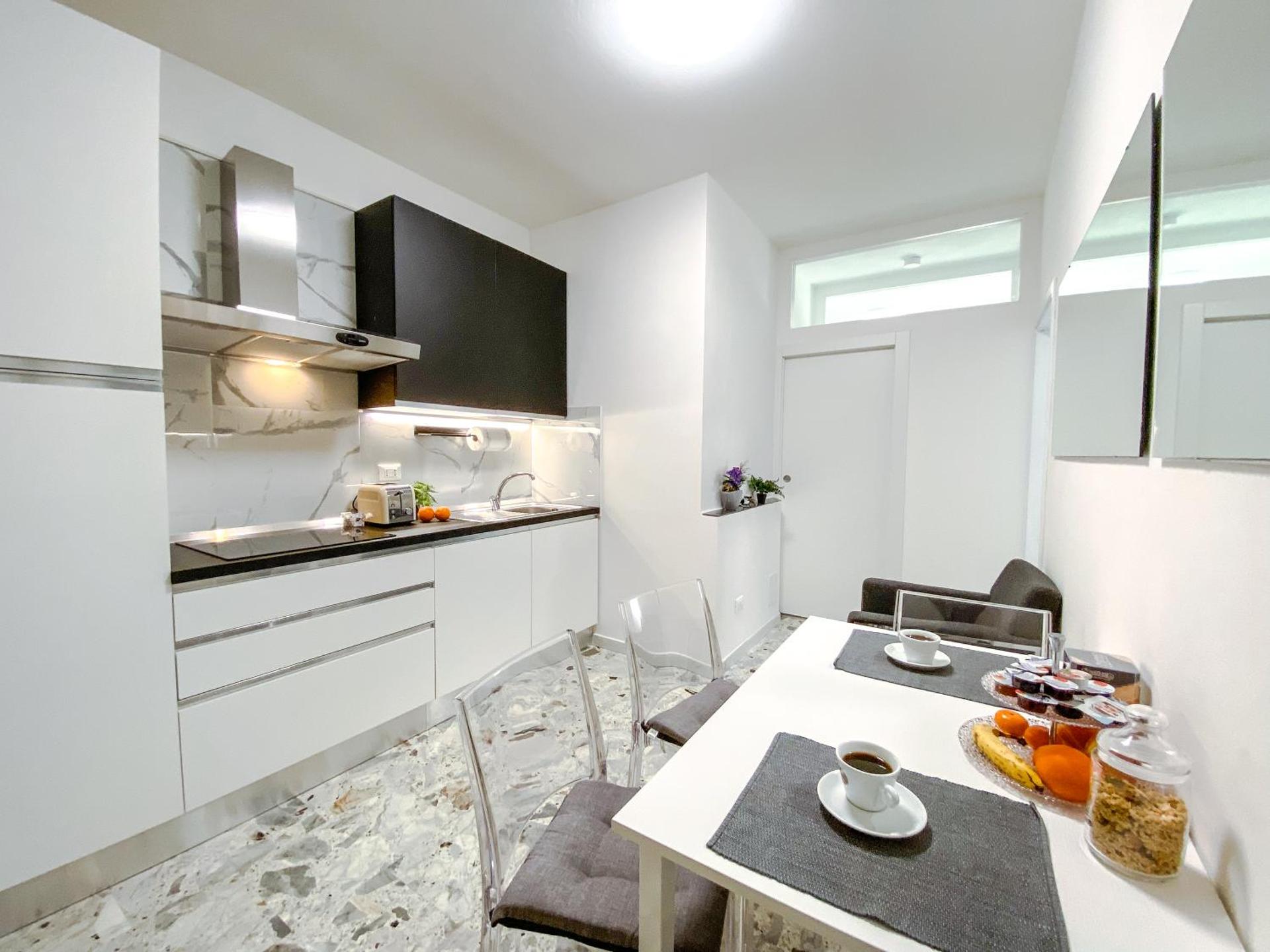 Kitchen or kitchenette