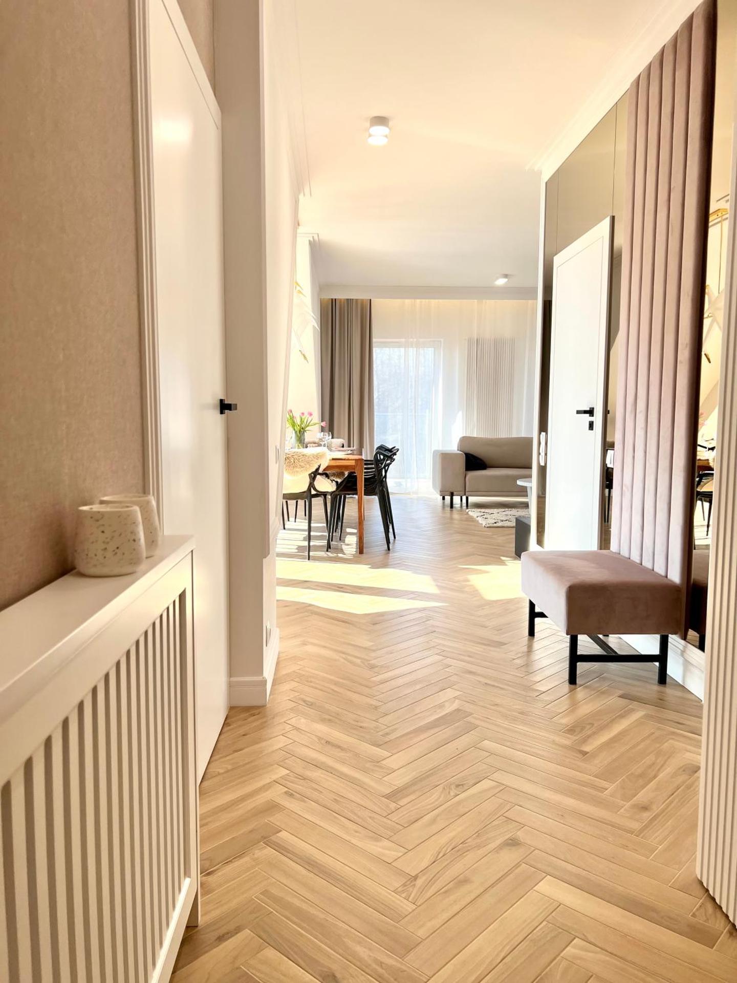 Apartament Masuria Sky w Nautica Resort z widokiem na jezioro Niegocin