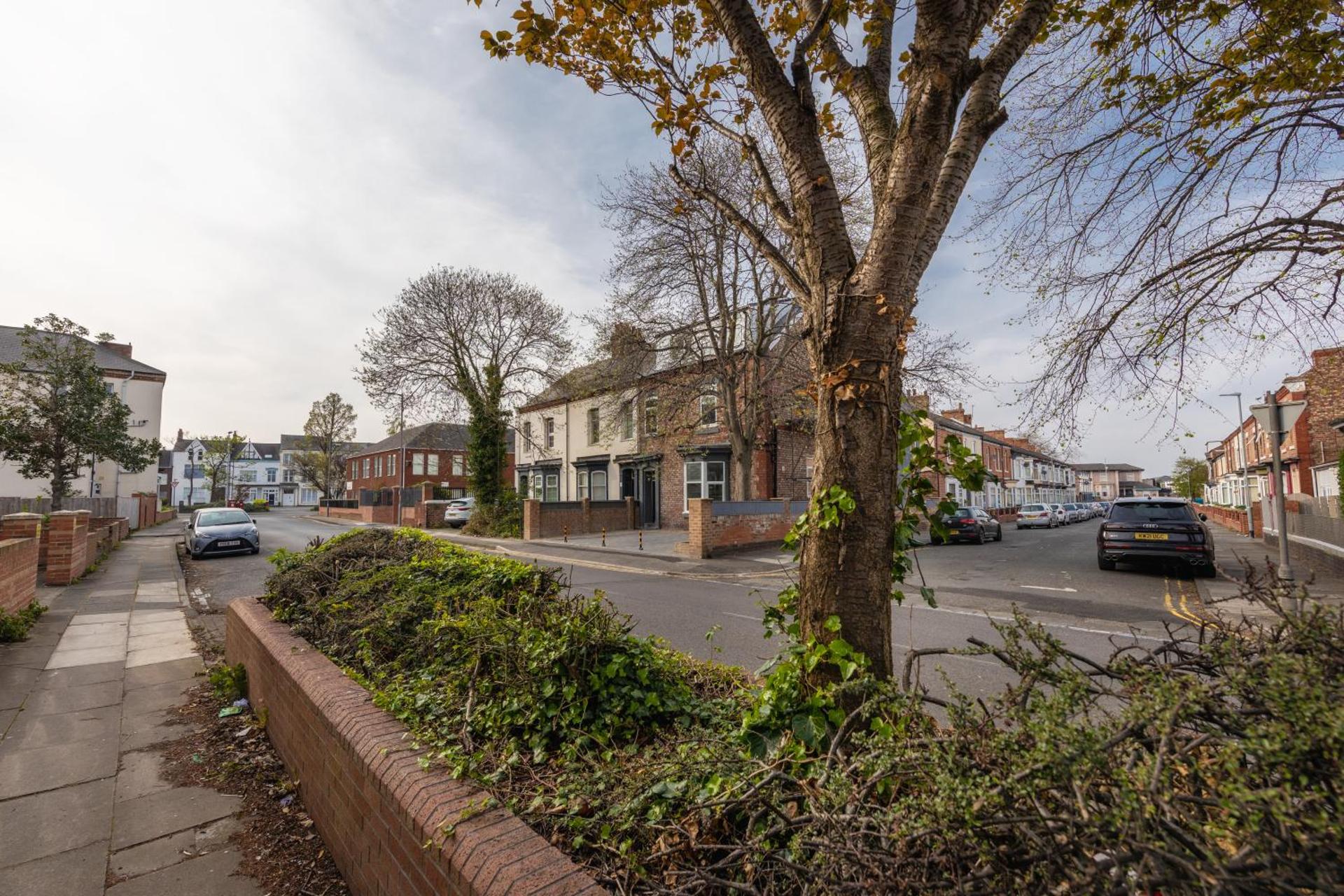 Stockton town centre studio apartments free parking and Wi-Fi