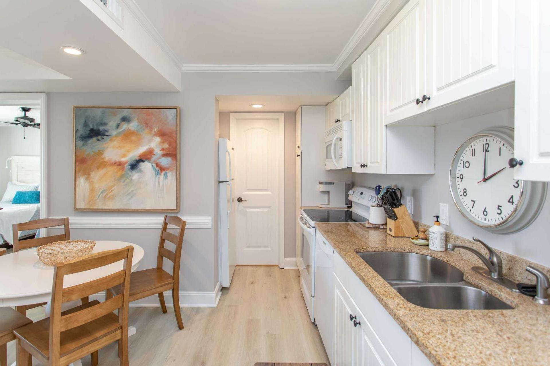 Summerhouse Villas Condo Private Resort Beach!