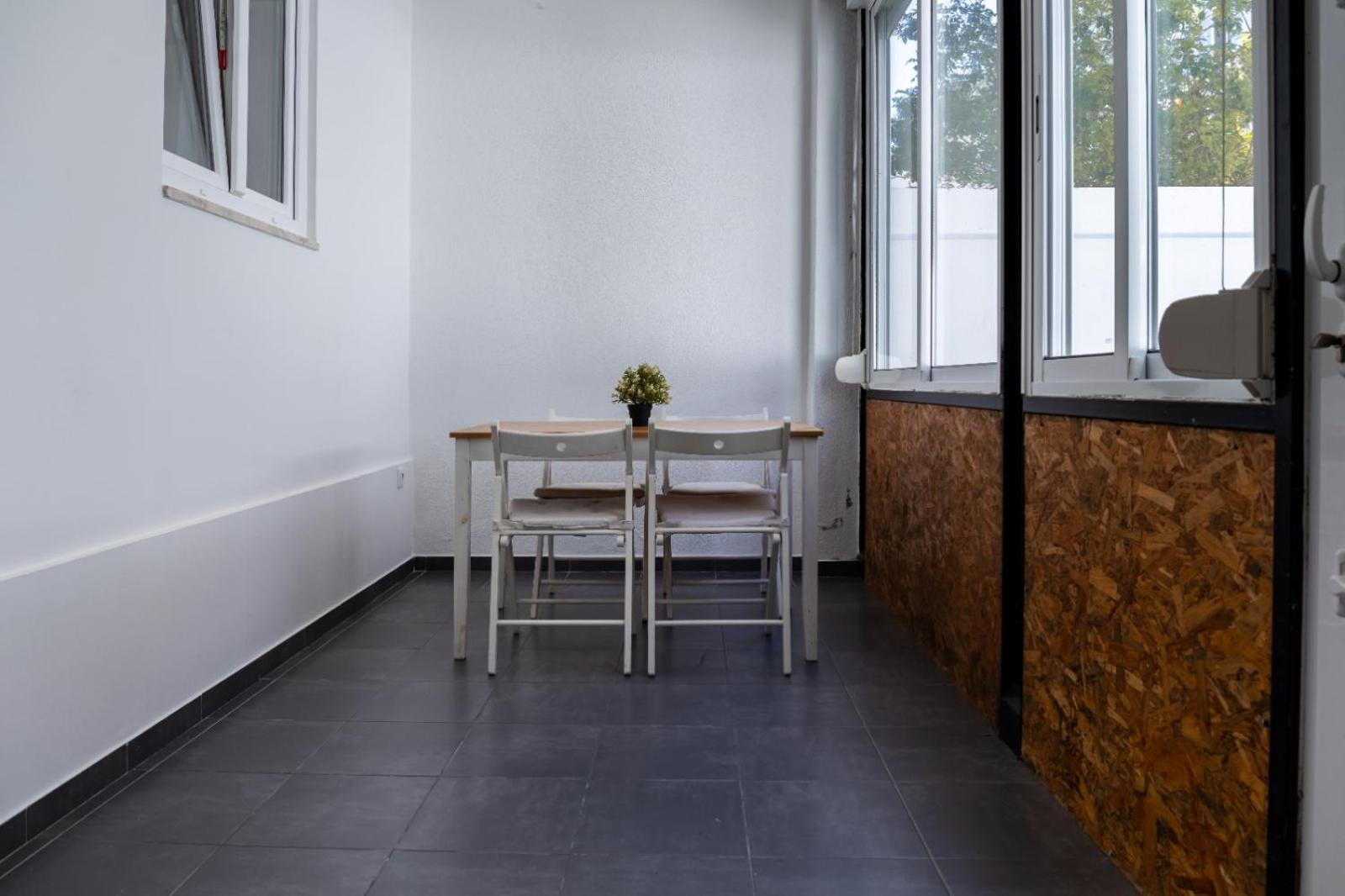 Entrecampos - Family apartment with Terrace