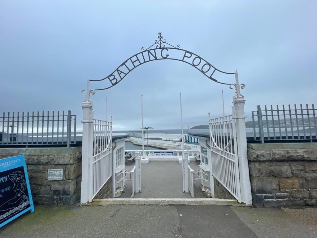 Stunning Seaview Cottage