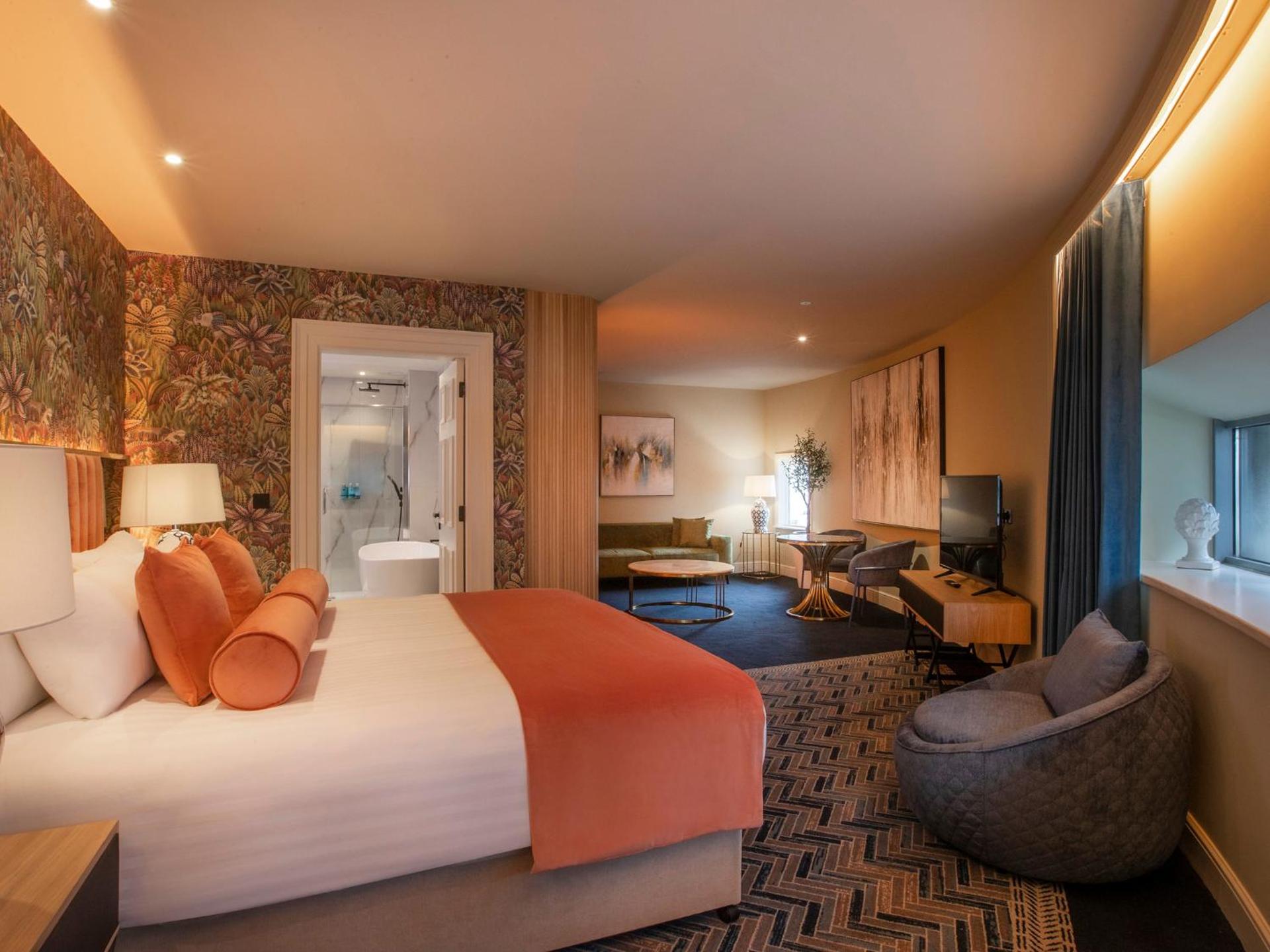 Photo of the whole room