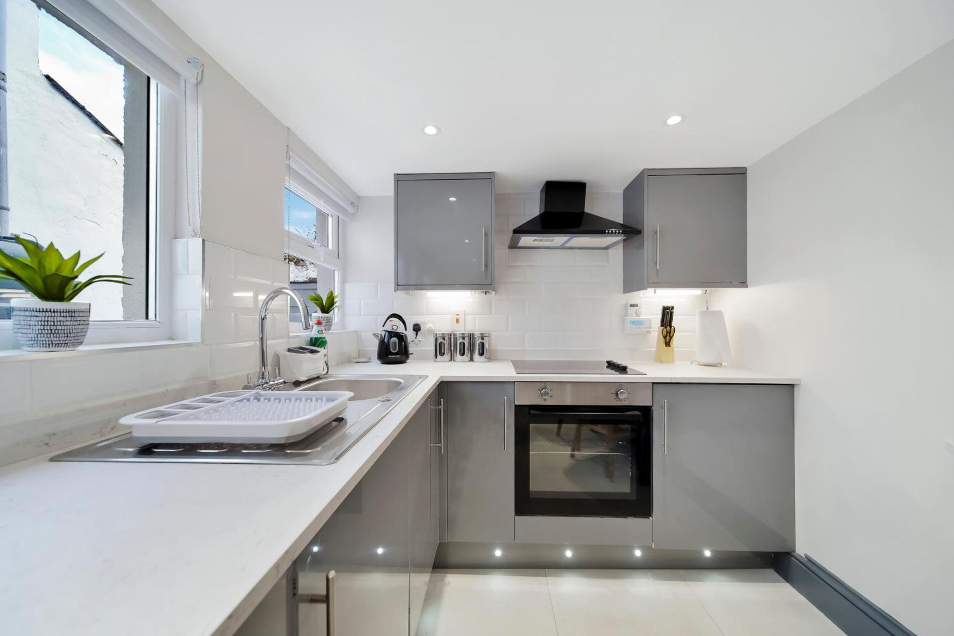 Magee Town House 'Sleeping 8 guests'