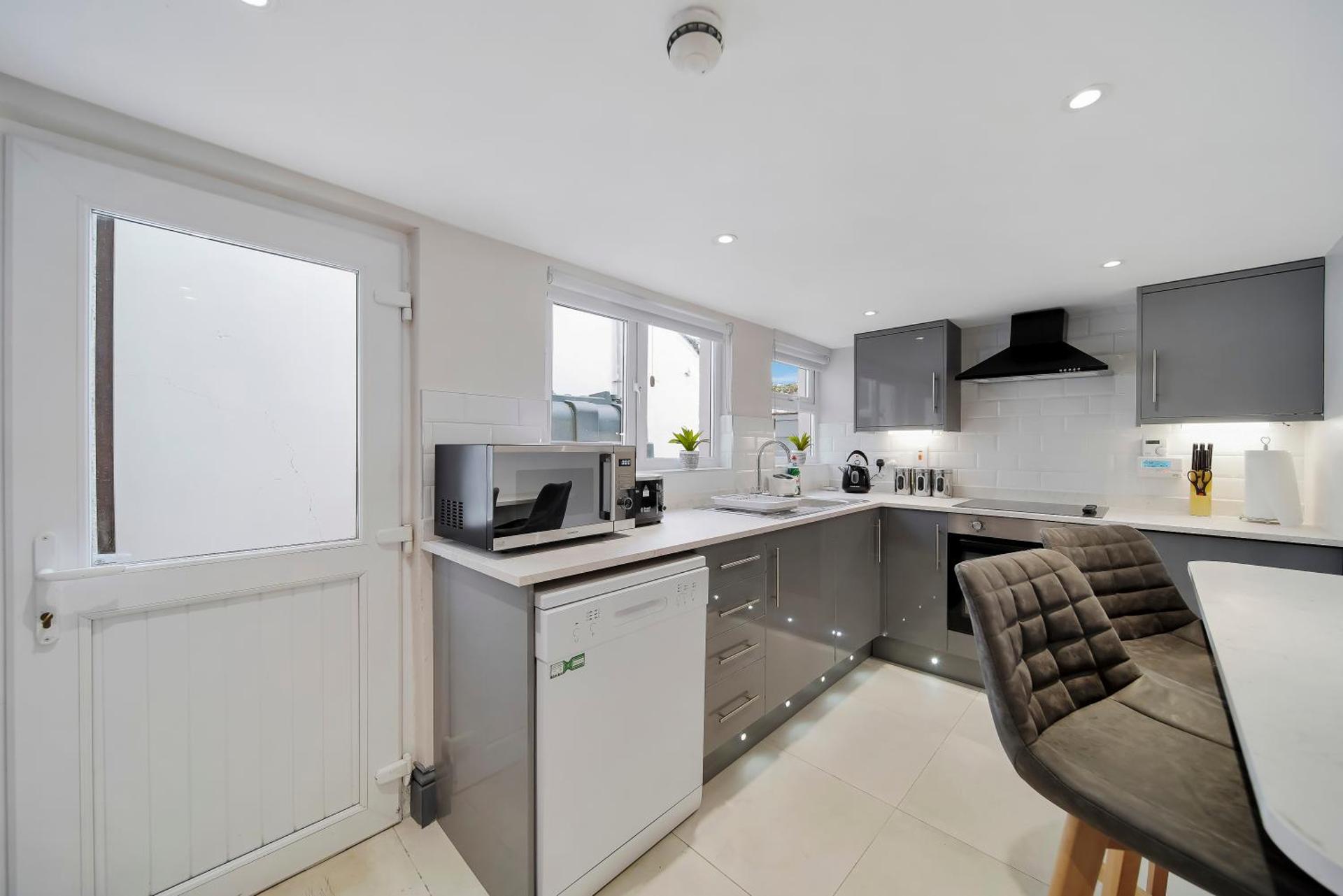 Magee Town House 'Sleeping 8 guests'