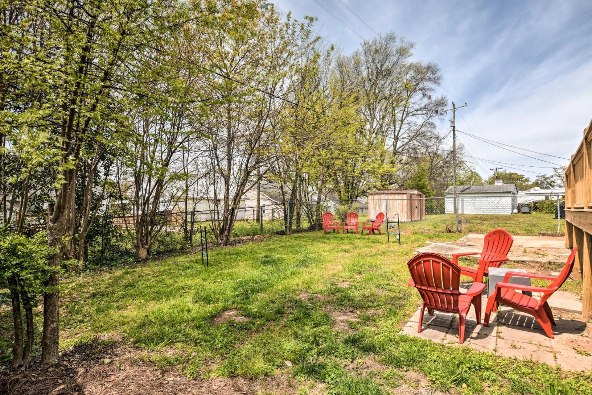 Ideally Located Penne Place with Deck and Grill