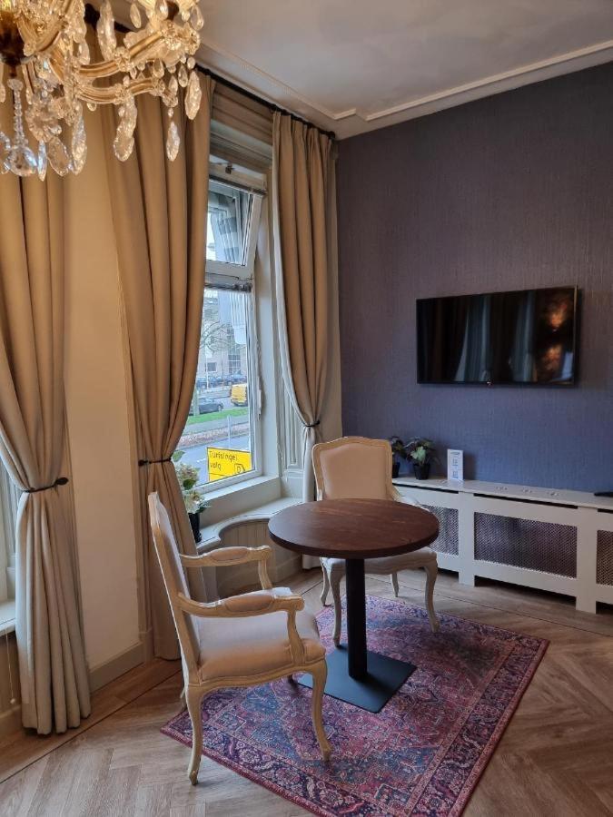 The Hogg House - a city delight for two