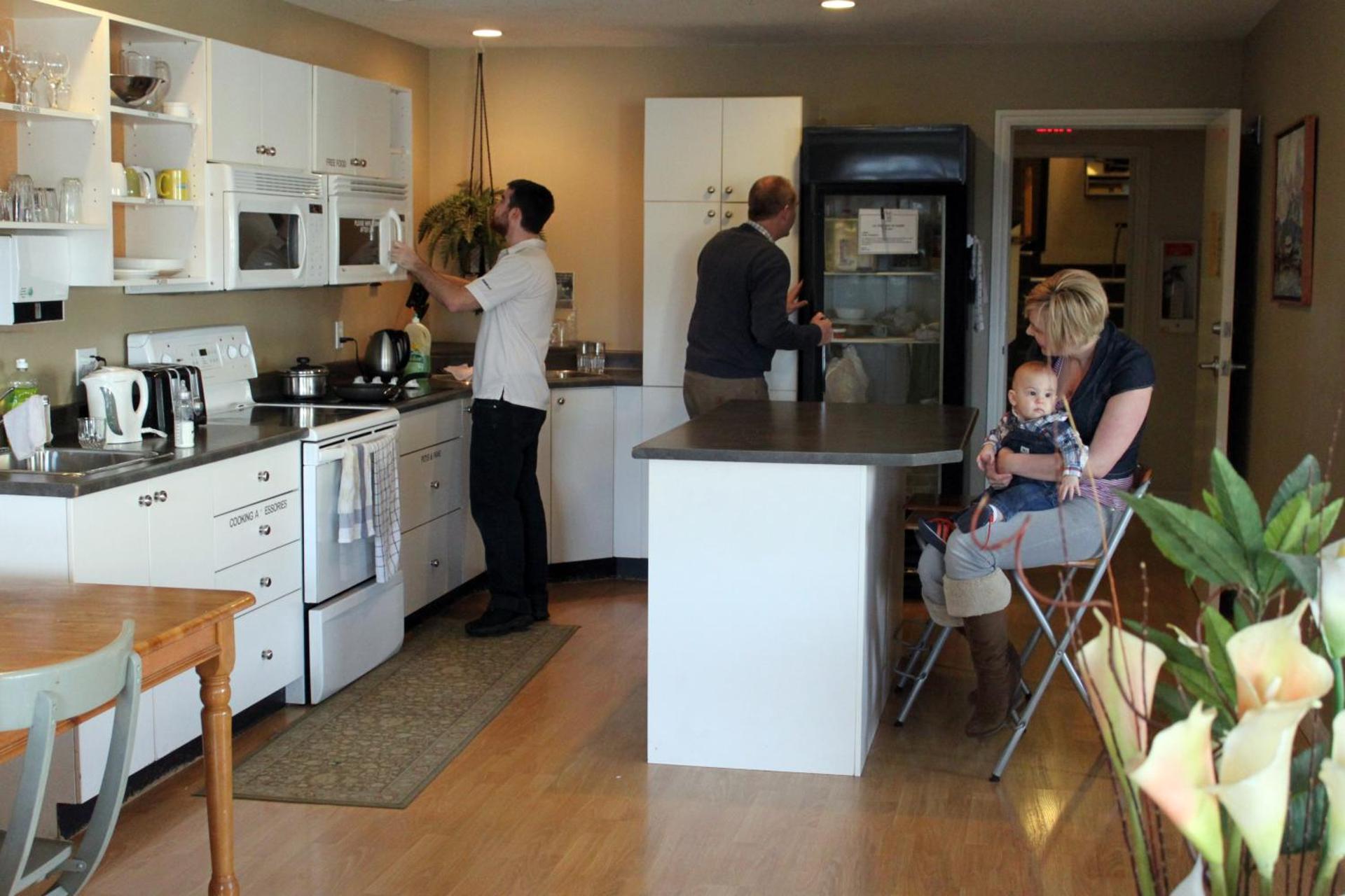 Kitchen or kitchenette