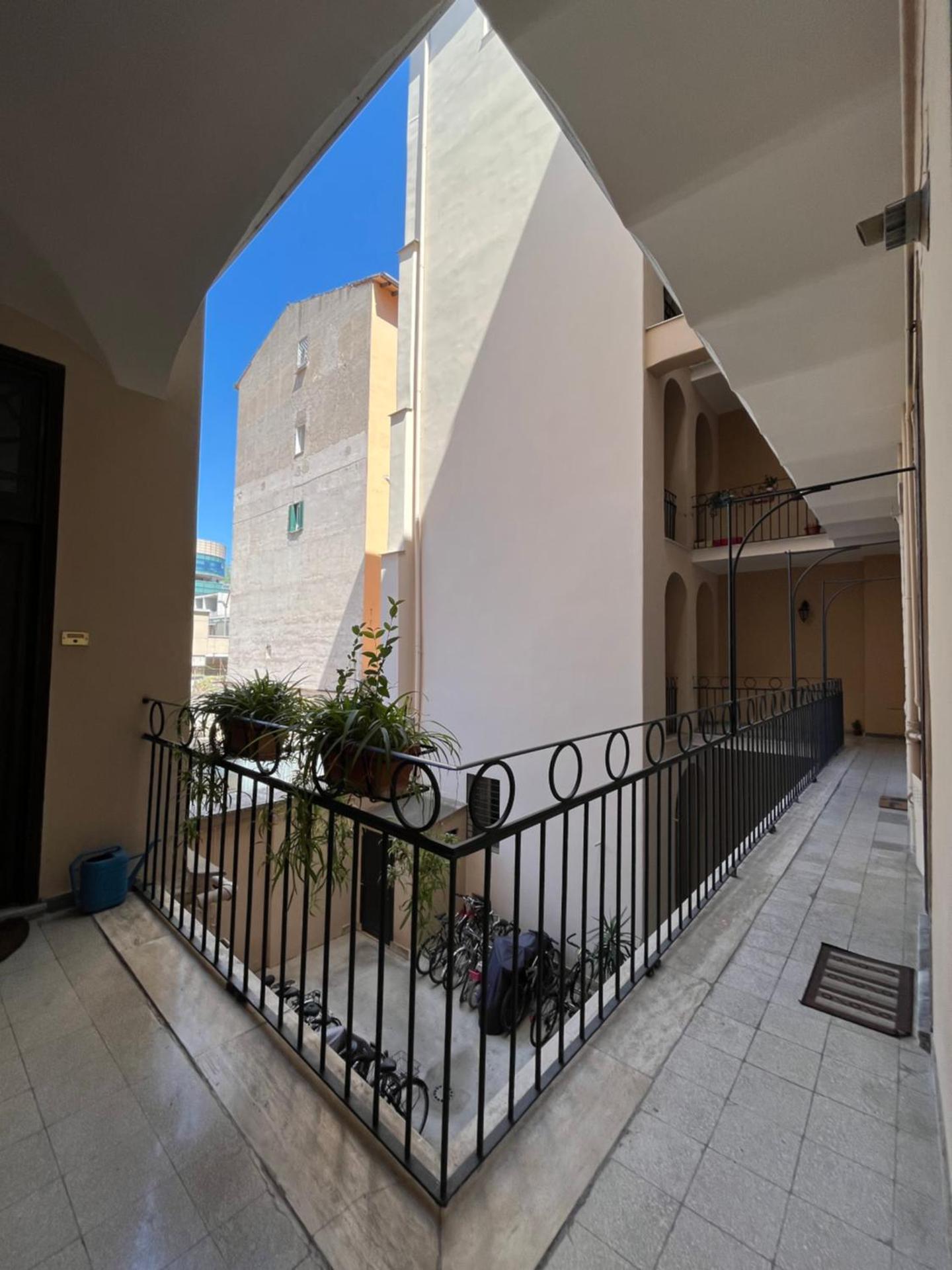 Inner courtyard view