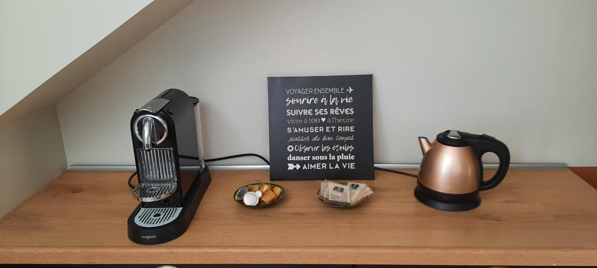 Coffee/tea facilities