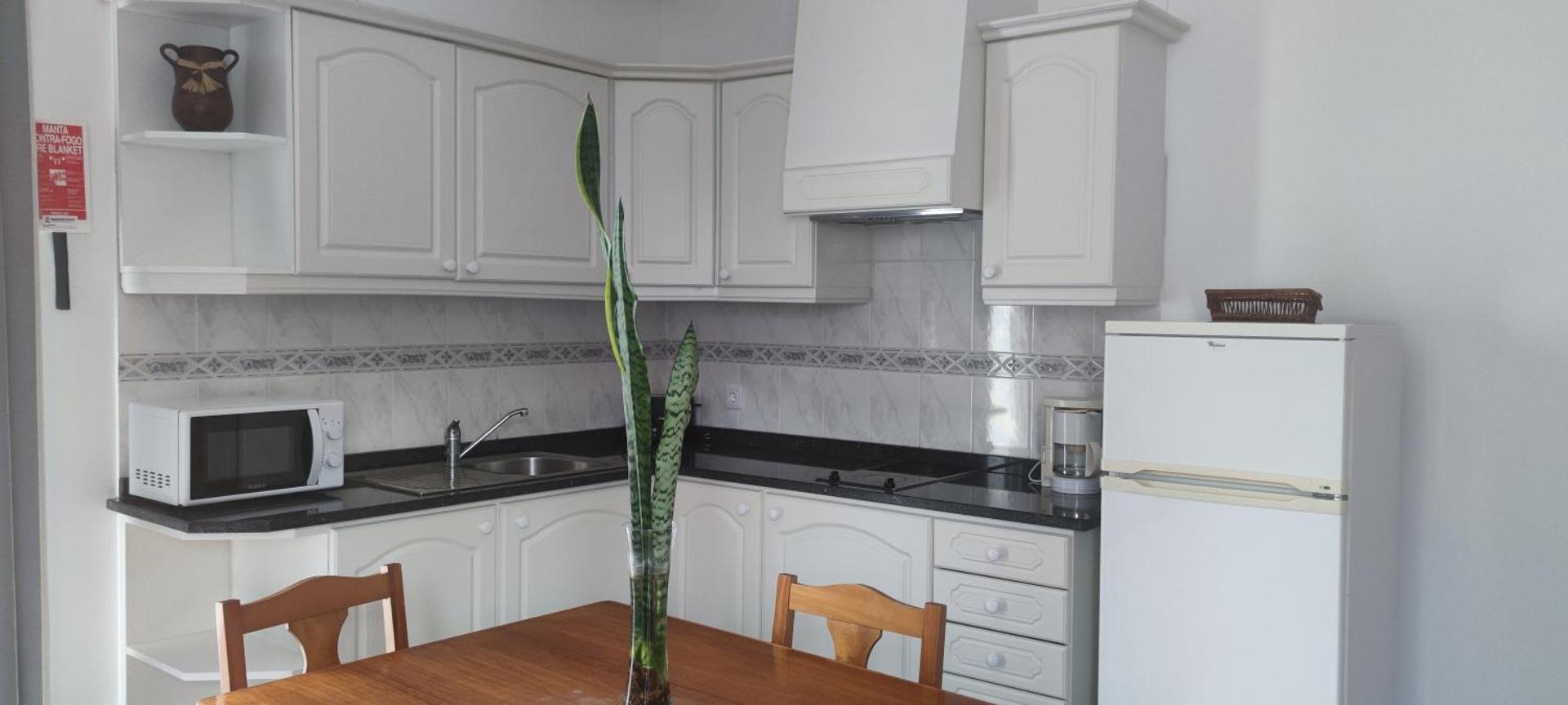 Apartment with Pool View 