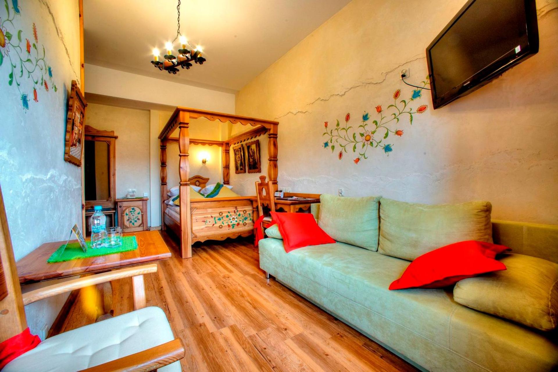 Photo of the whole room