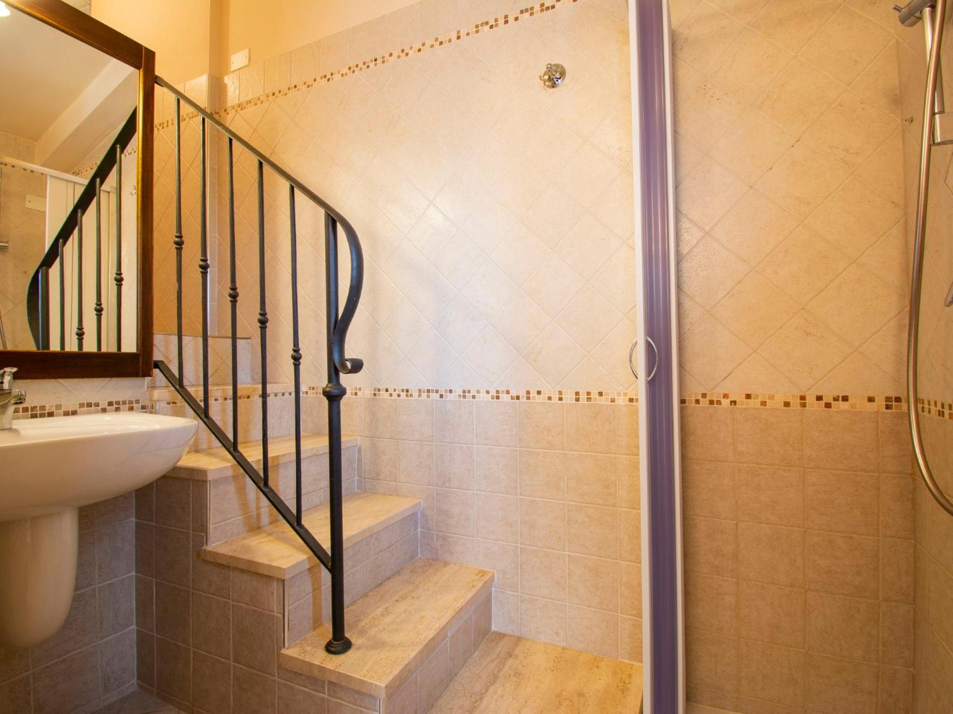 Apartment Panorama - CET125 by Interhome