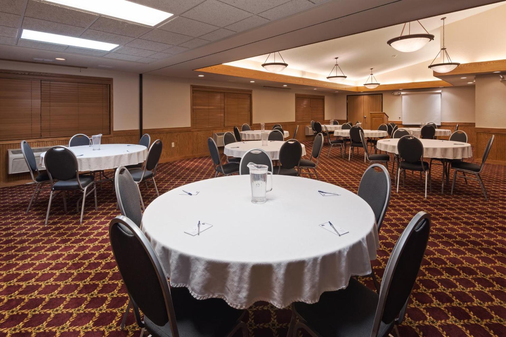 Banquet/Function facilities