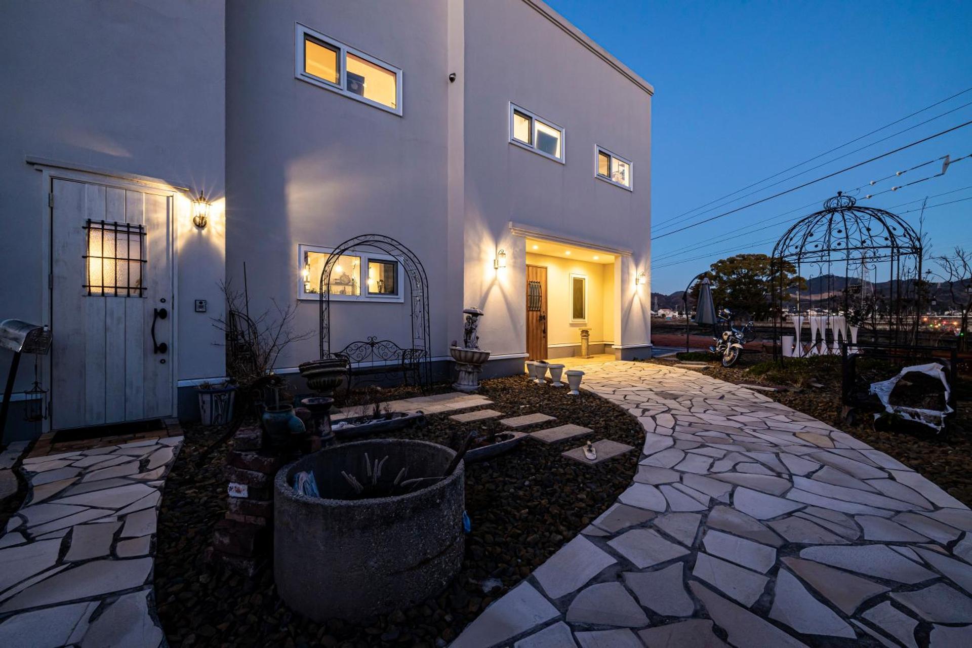 Antiques Inuyama -アンティークス犬山-