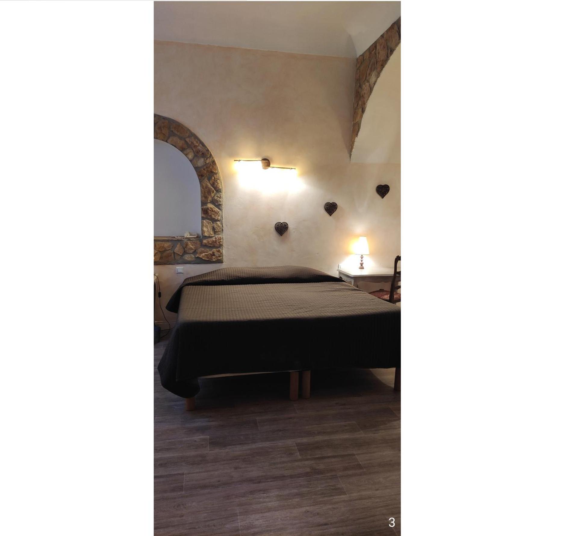 Hôtel et Restaurant Le Manoir - Echangeur A7-A9 - 24h-24h