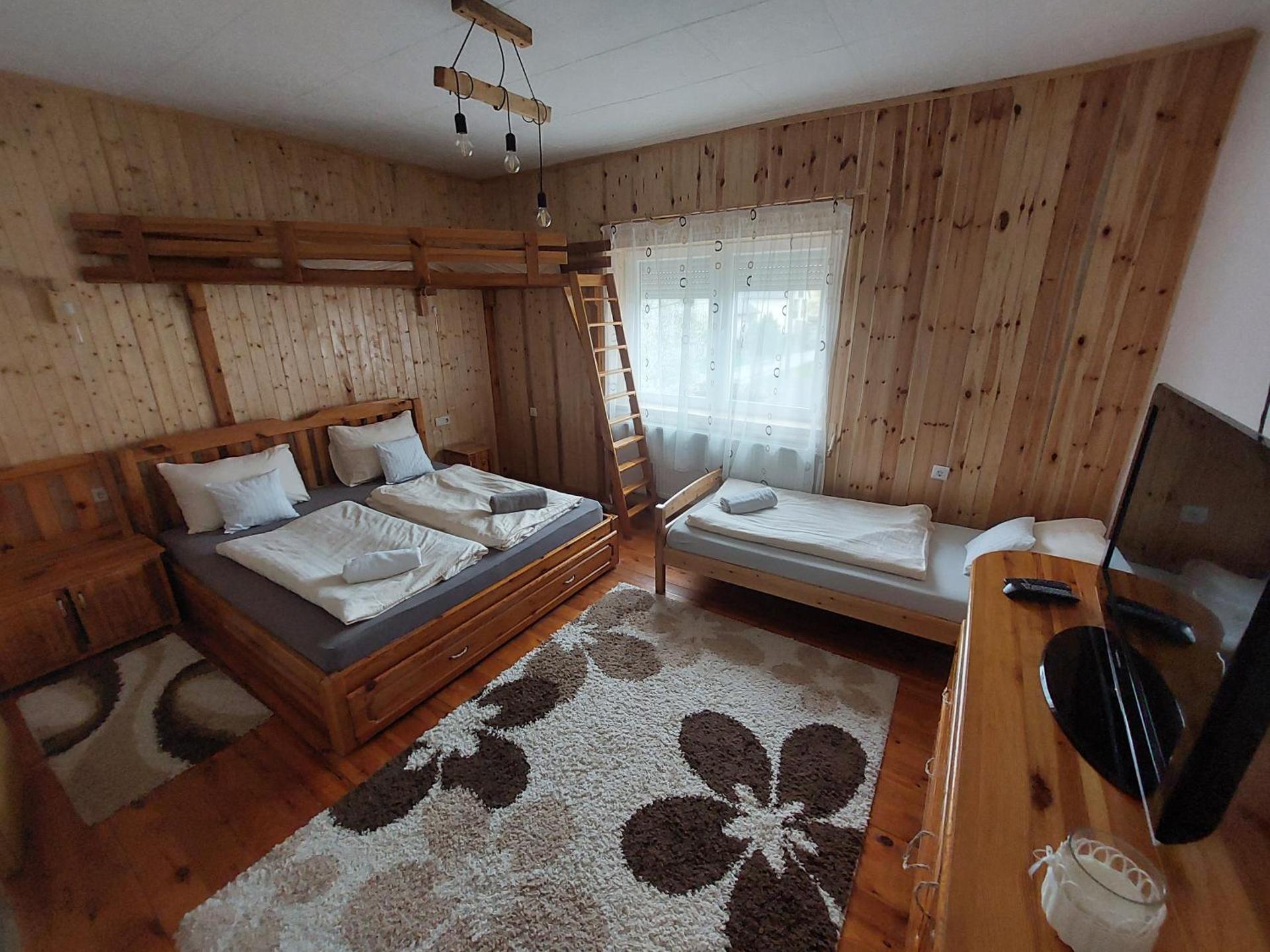 Fenyőfa vendégház