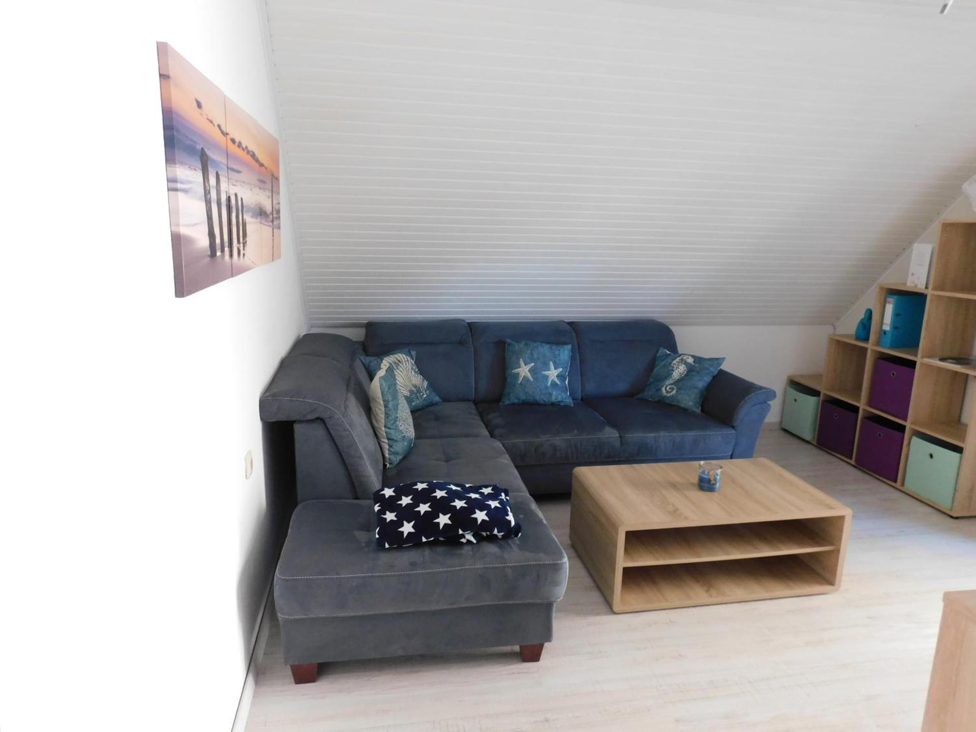 Communal lounge/ TV room