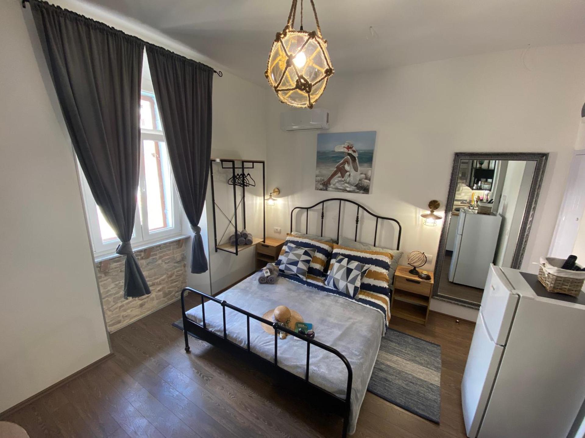 LukaDoraJana Pula City Center