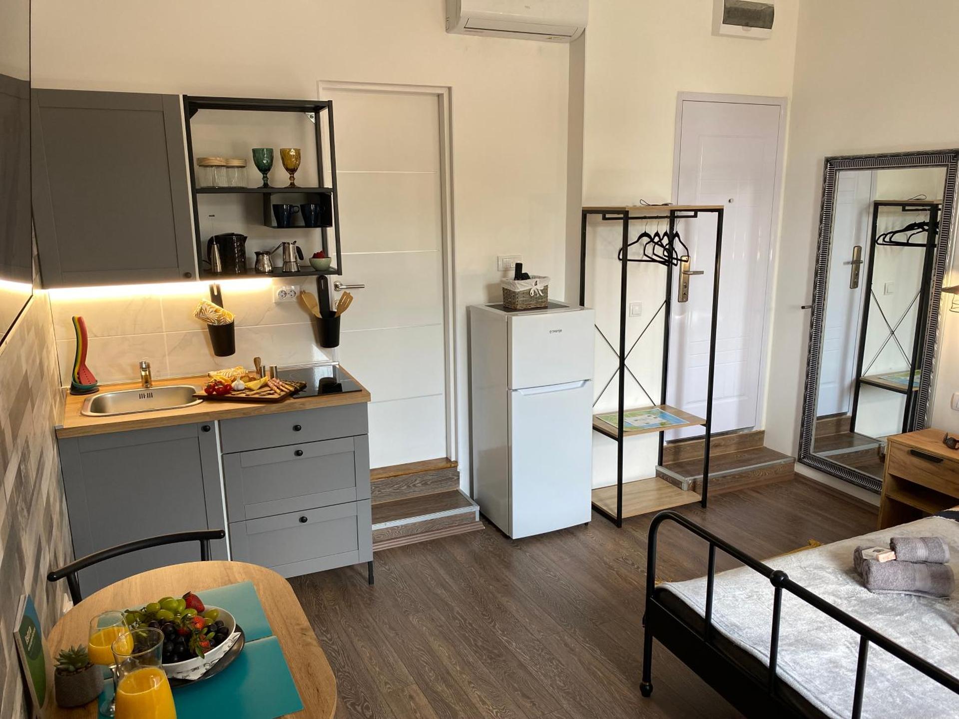 LukaDoraJana Pula City Center