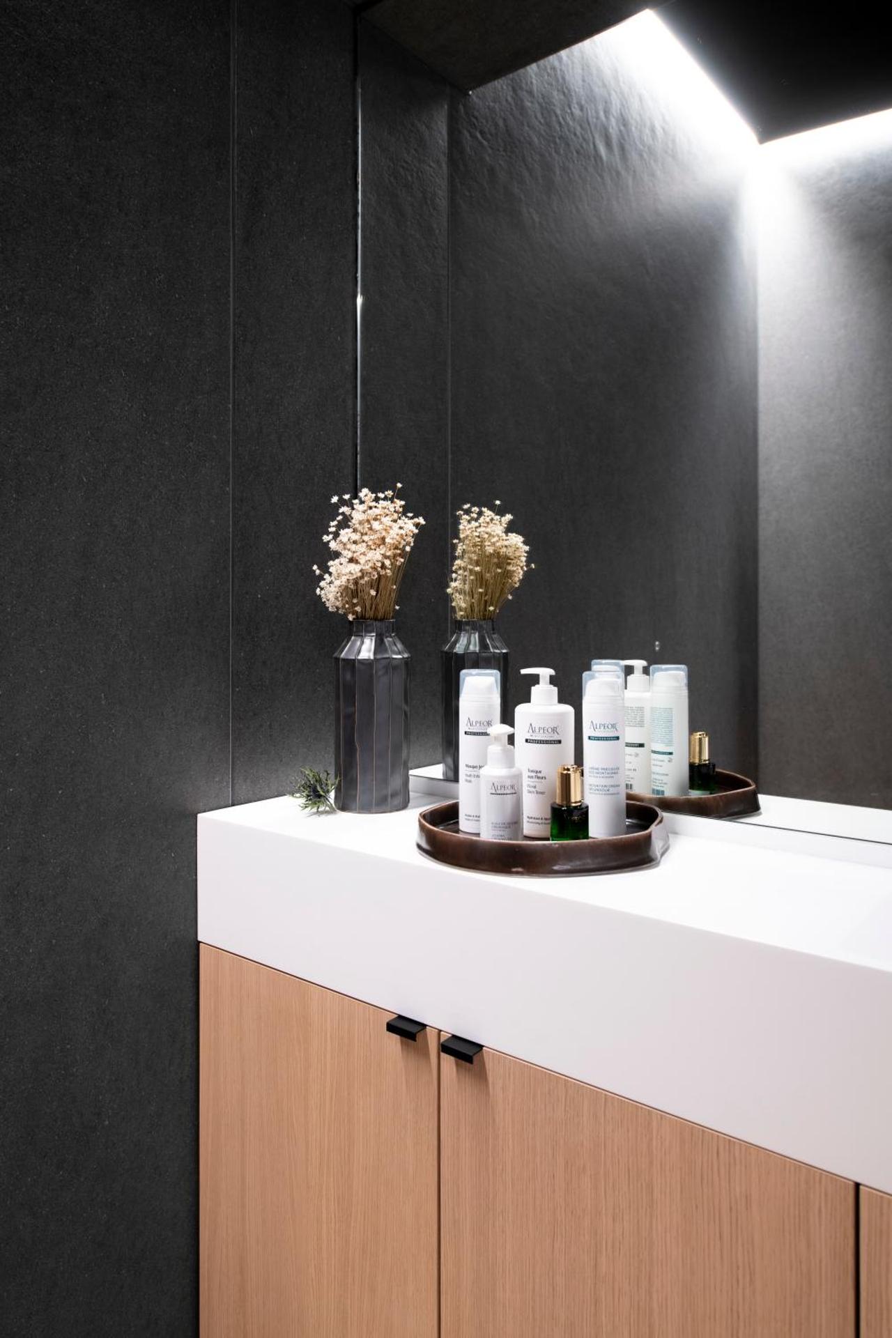 Spa and wellness centre/facilities