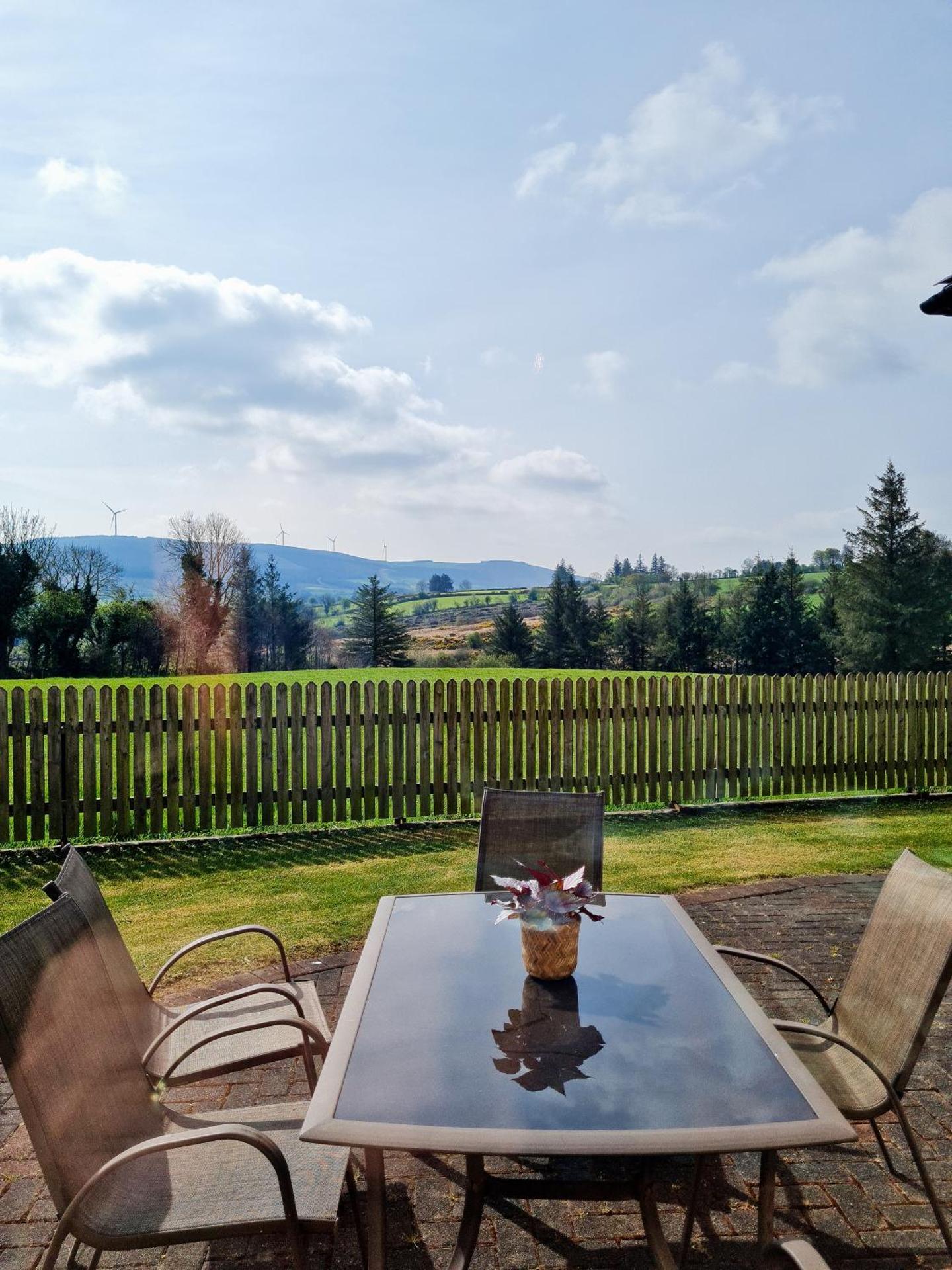 Yellow Heights Country House