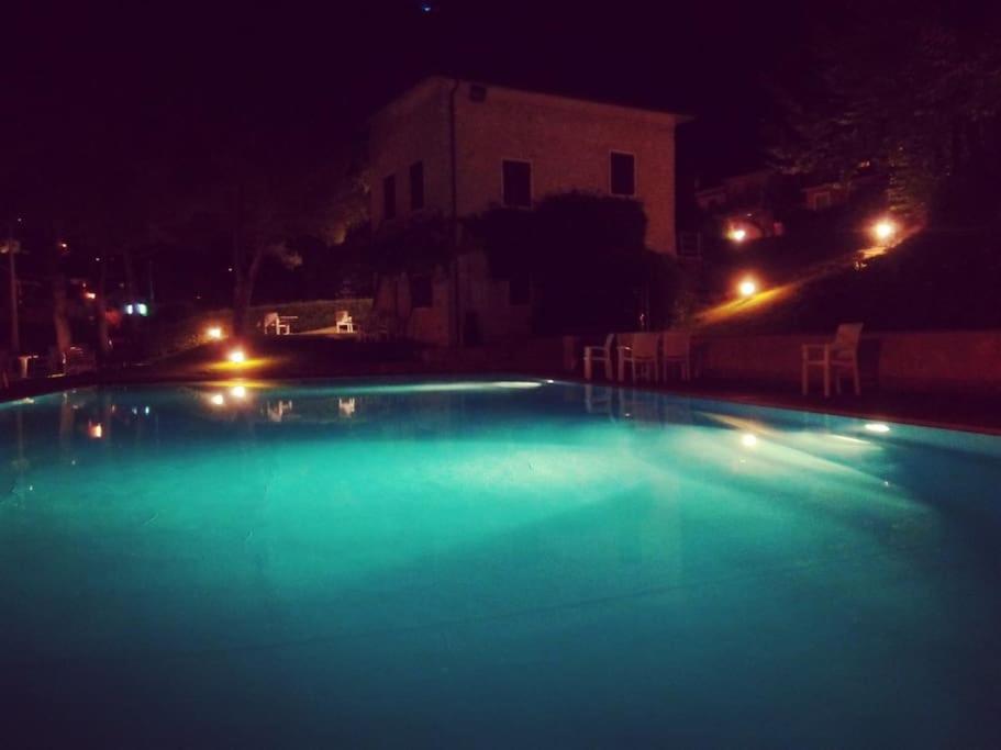 Lovely lake wiev&pool