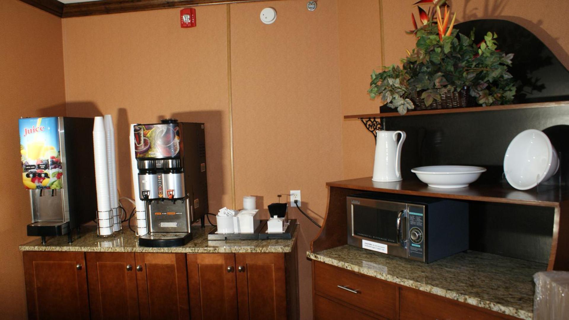 Coffee/tea facilities