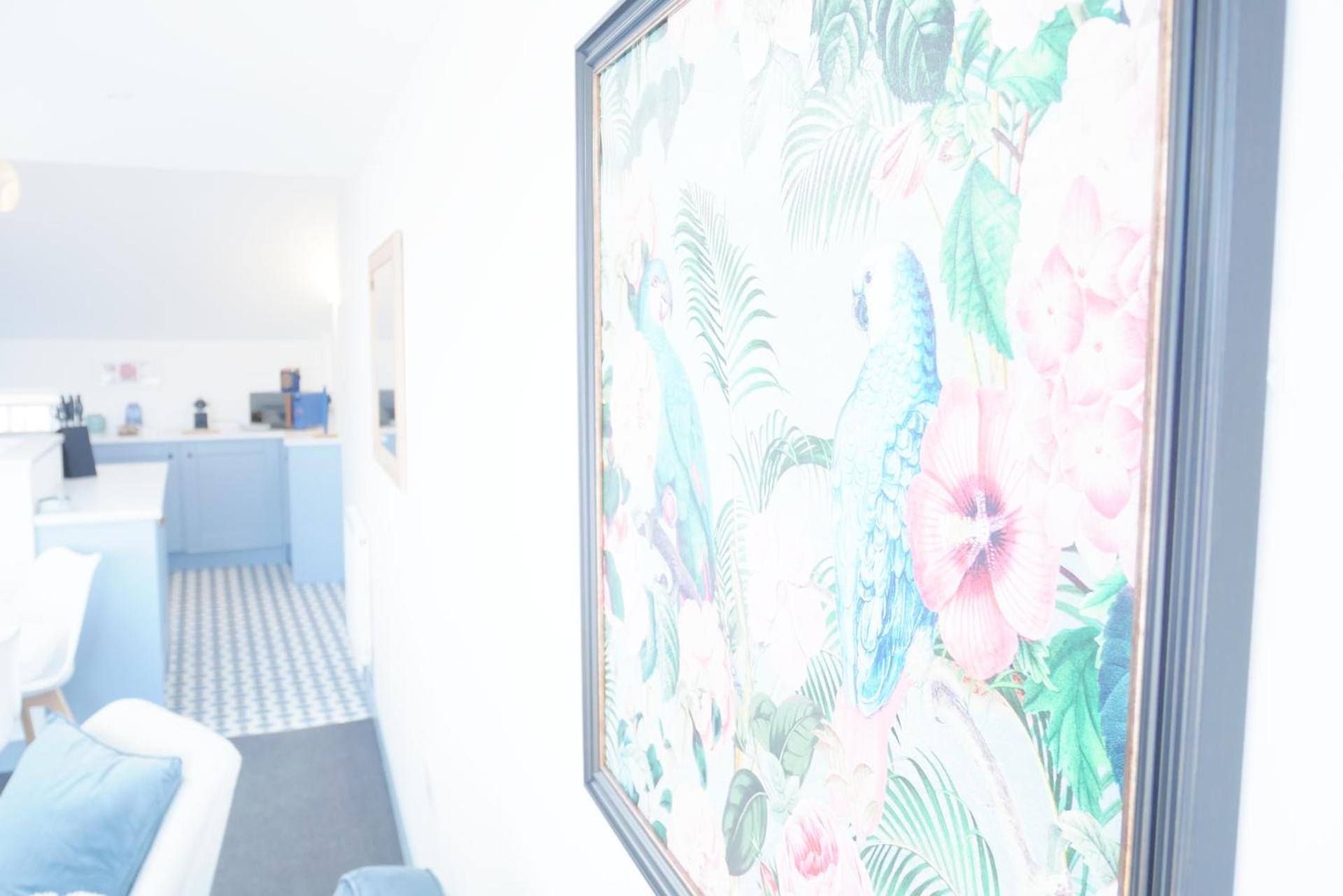 Sunset View, 2 bedrooms in the heart of Holt with parking