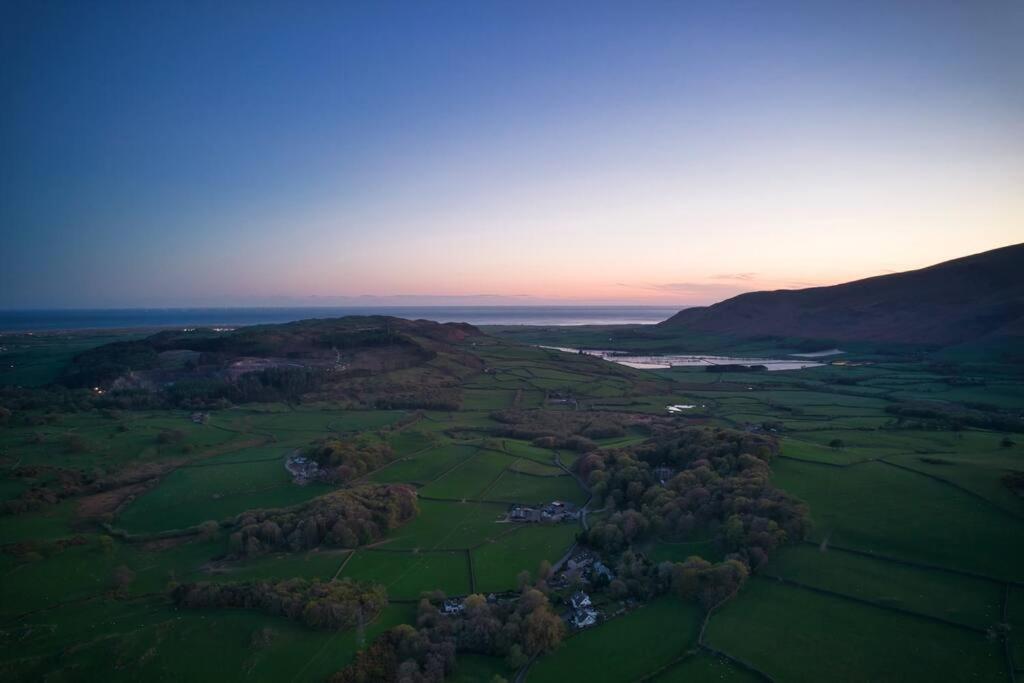 Luxurious Cottage with hot tub, Lake District