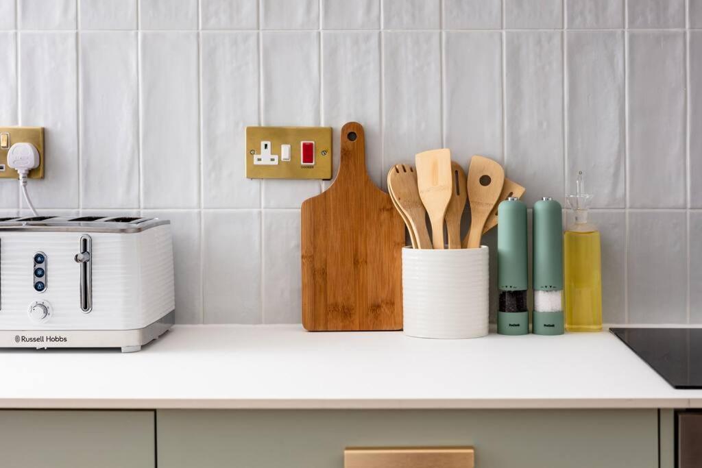 Luxe Design - Chic Cottage - Heart of Rothbury