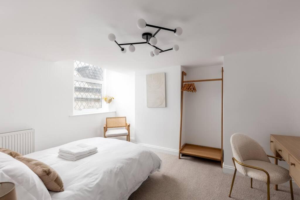 Luxe Design - Chic Cottage - Heart of Rothbury