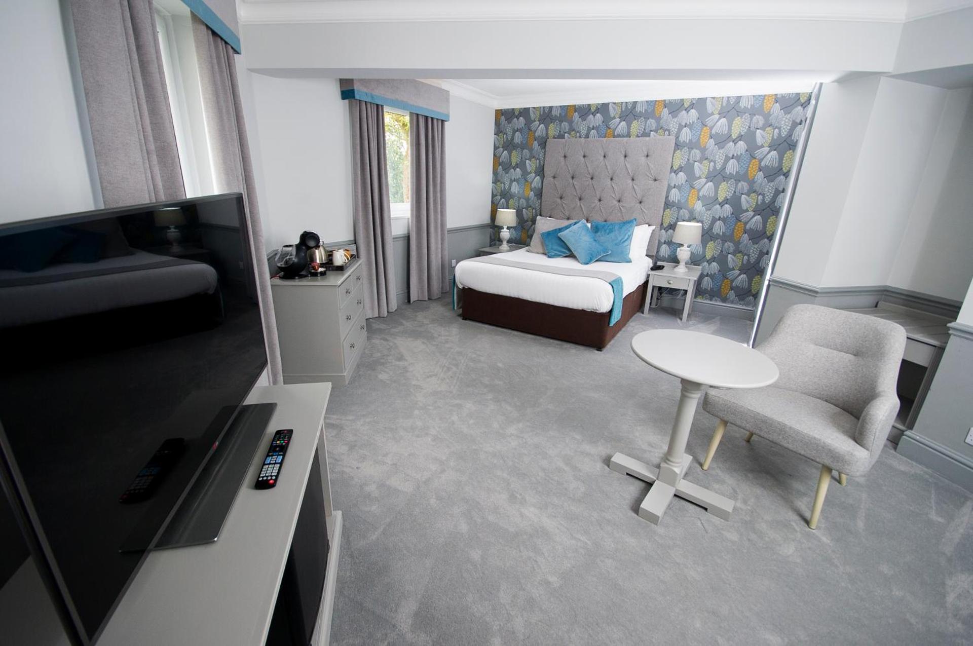 Photo of the whole room